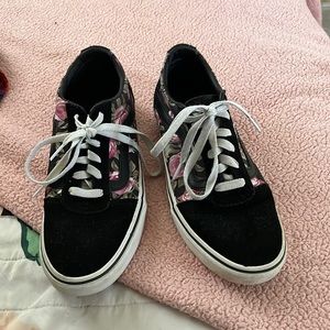 Super Cute Flower Vans!